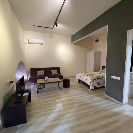 City Center Studio - Yerevan Bagian luar foto